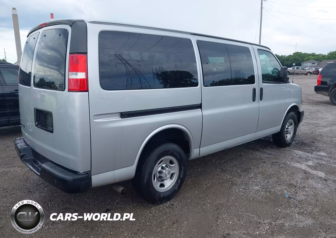 2019 Chevrolet Express 2500 Ls VIN:1GAWGEFG1K1330582 - 4