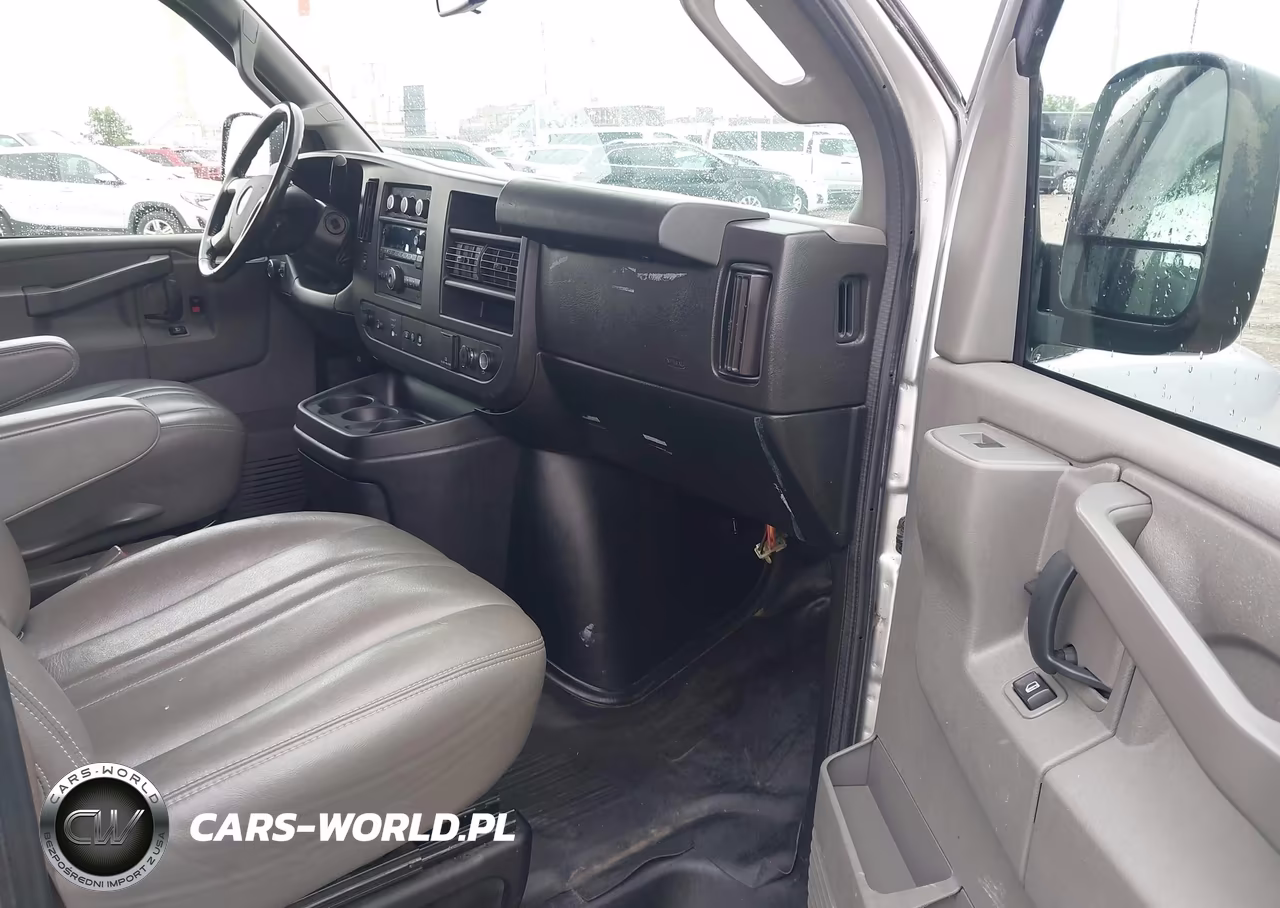 2019 Chevrolet Express 2500 Ls VIN:1GAWGEFG1K1330582 - 5