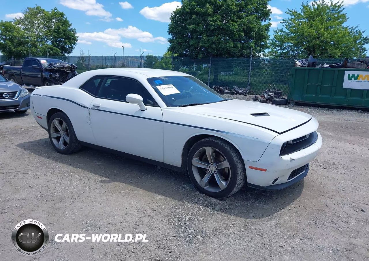 2015 Dodge Challenger Sxt – zdjęcie 1 z 16
