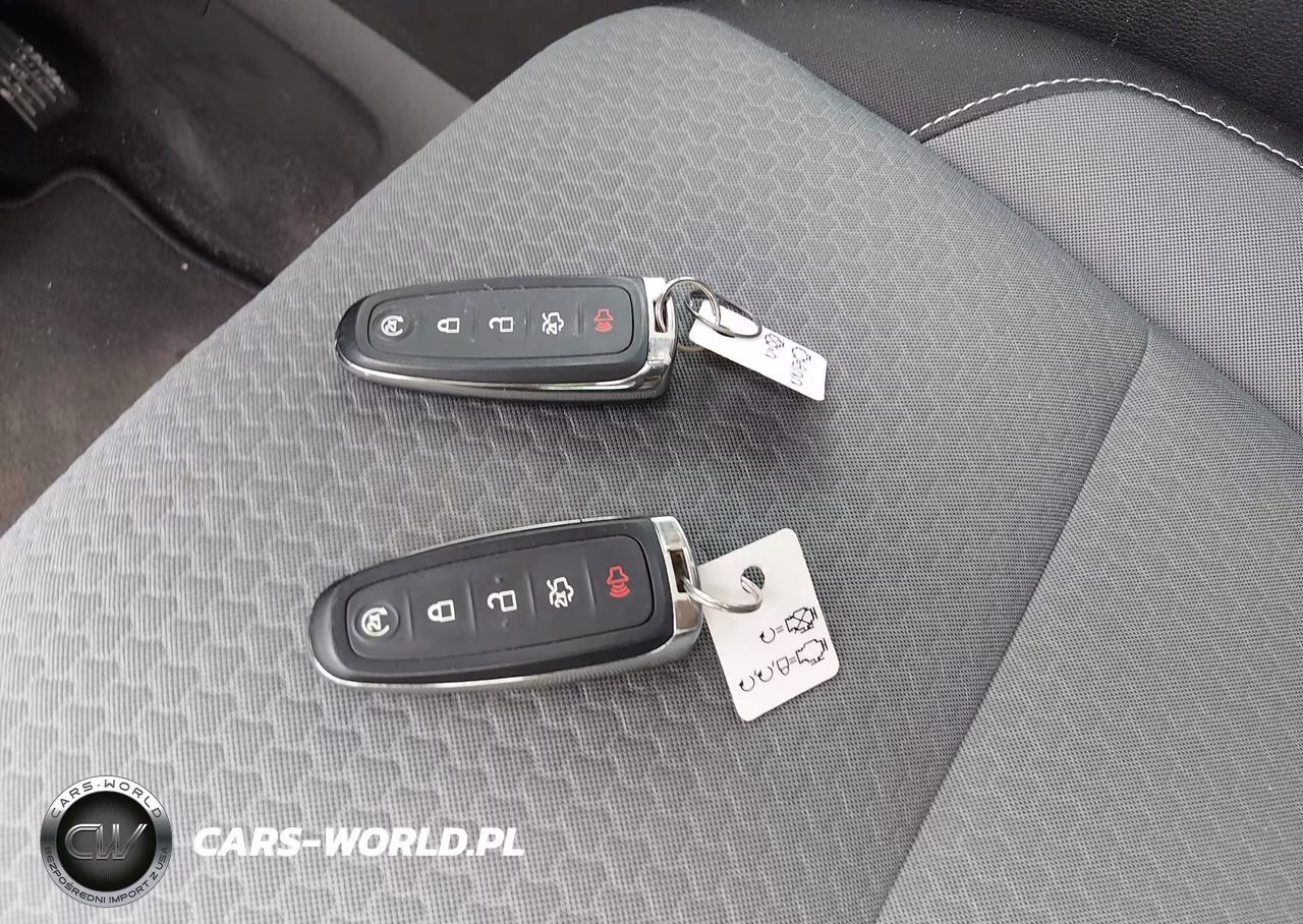 2019 Ford Escape Se VIN:1FMCU9GD0KUA36888 - 11