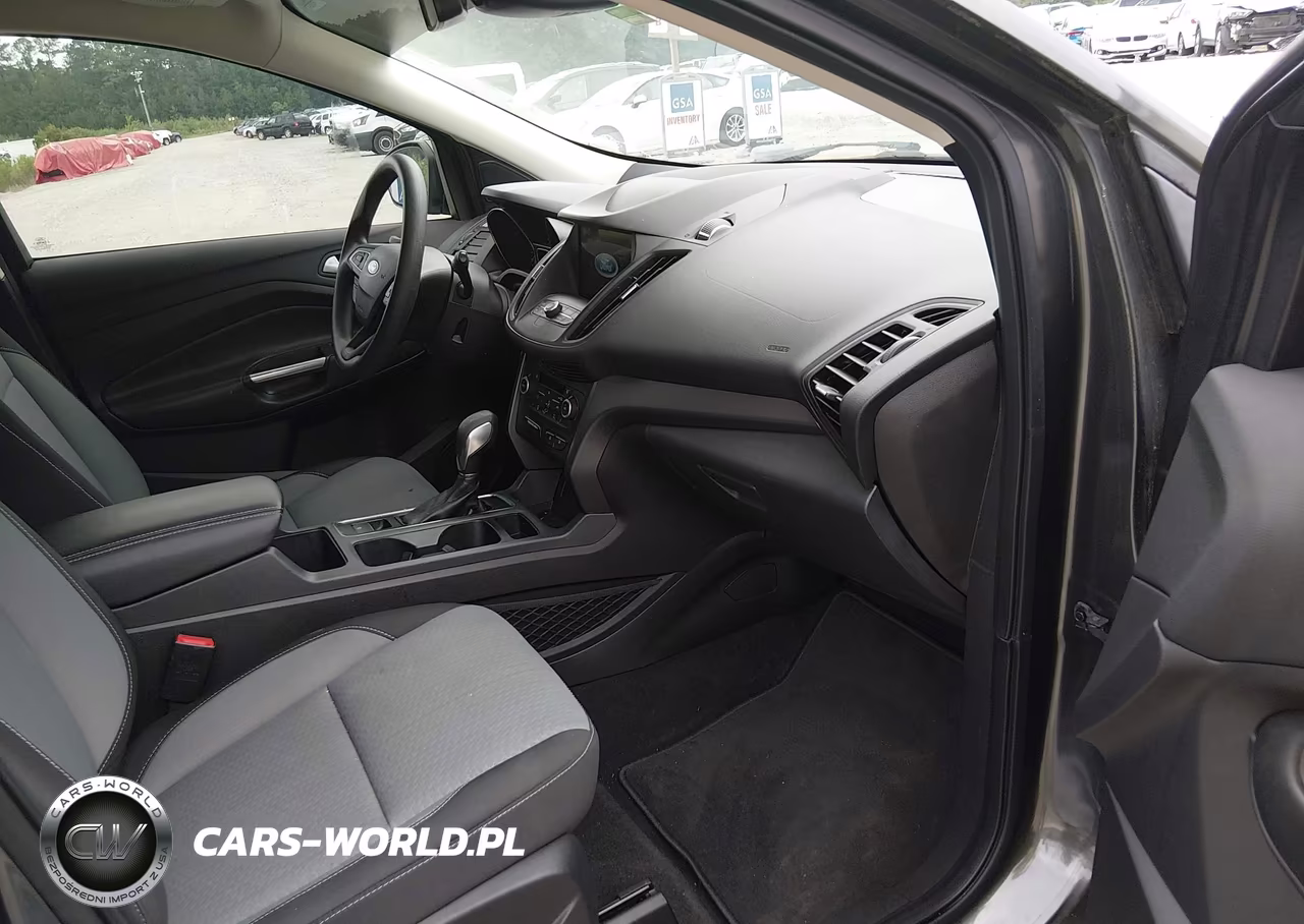 2019 Ford Escape Se VIN:1FMCU9GD0KUA36888 - 5