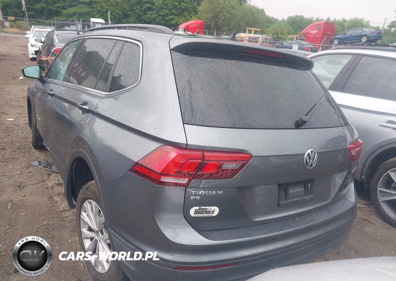2019 Volkswagen Tiguan 2.0T Se-2.0T Sel-2.0T Sel R-Line-2.0T Sel R-Line Black VIN:3VV2B7AX5KM042902 - 3