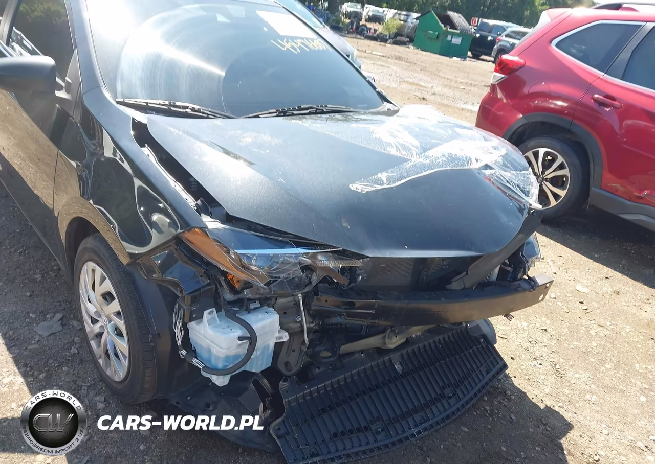 2019 Toyota Corolla Le VIN:2T1BURHE5KC238131 - 12