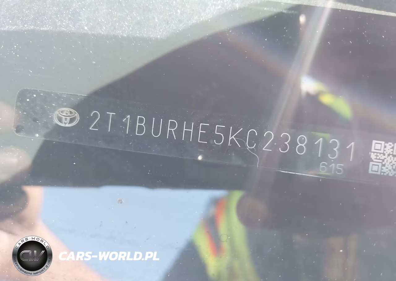 2019 Toyota Corolla Le VIN:2T1BURHE5KC238131 - 17