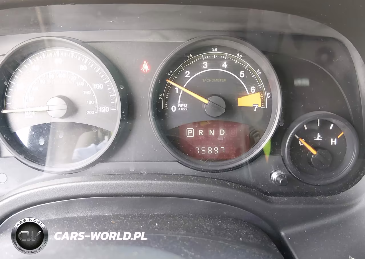 2016 Jeep Patriot Latitude VIN:1C4NJPFAXGD813828 - 7