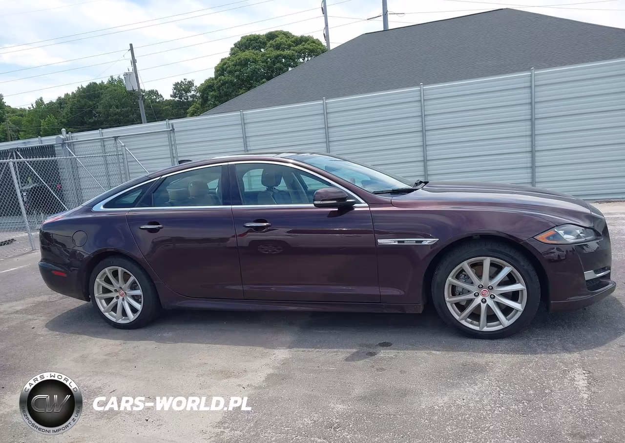 2016 Jaguar Xj R-Sport VIN:SAJWJ1CD2G8V99136 - 13