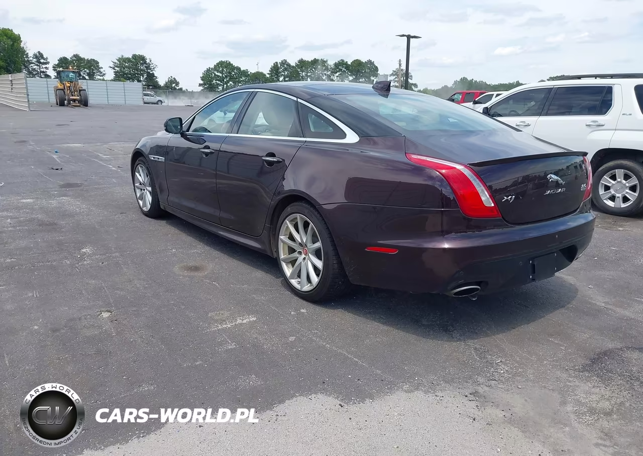 2016 Jaguar Xj R-Sport VIN:SAJWJ1CD2G8V99136 - 3