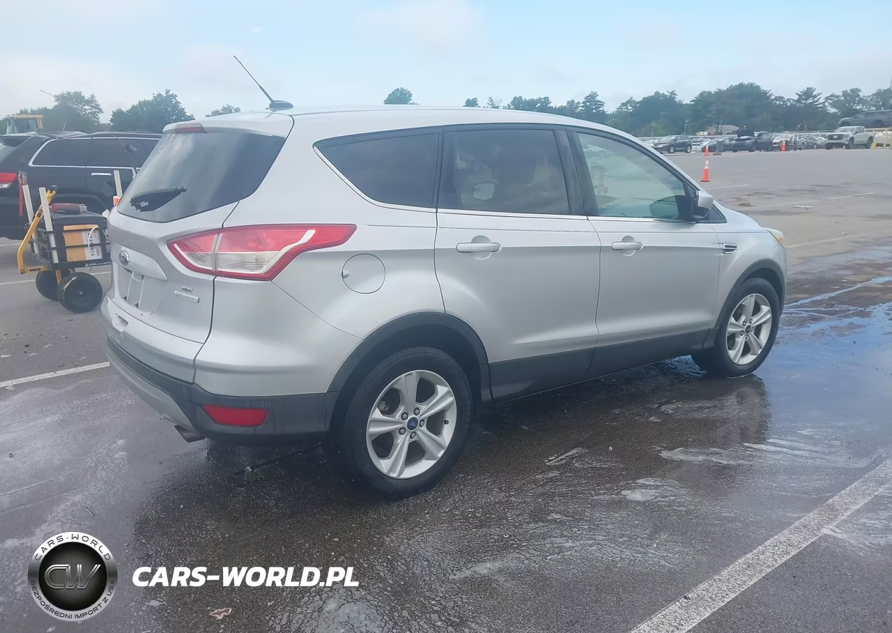 2015 Ford Escape Se VIN:1FMCU0GX6FUC21068 - 4