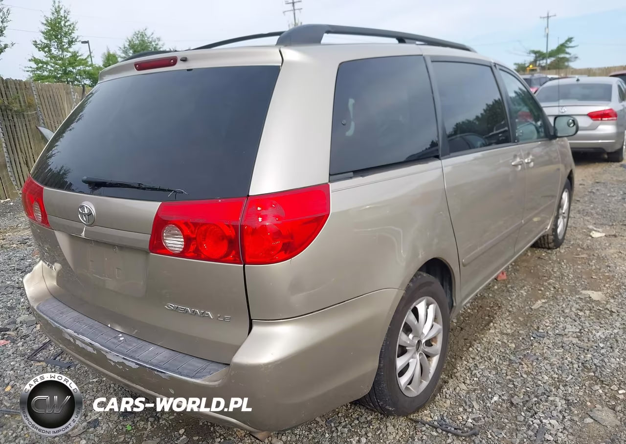 2009 Toyota Sienna Le VIN:5TDZK23C49S283418 - 4