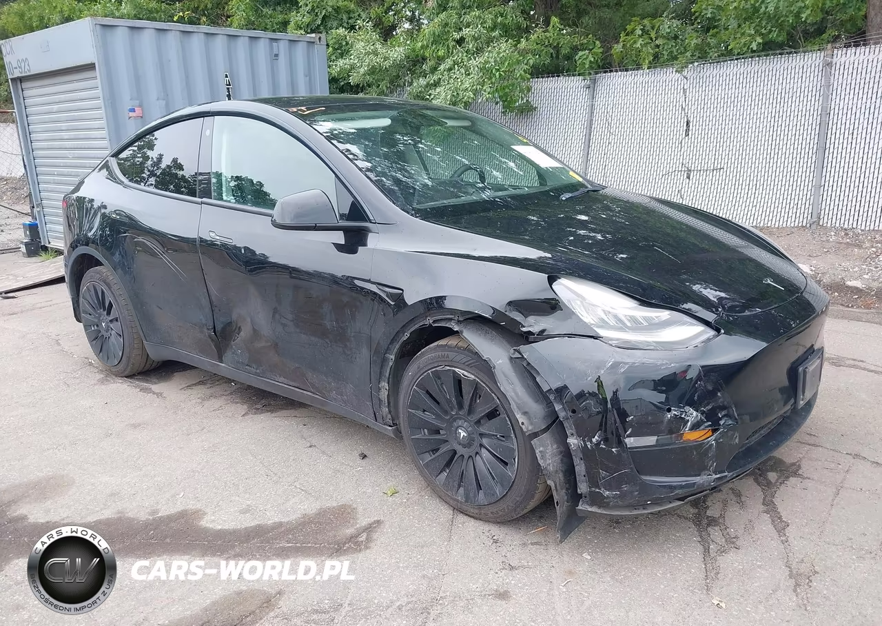 2022 Tesla Model Y Long Range Dual Motor All-Wheel Drive – zdjęcie 1 z 22