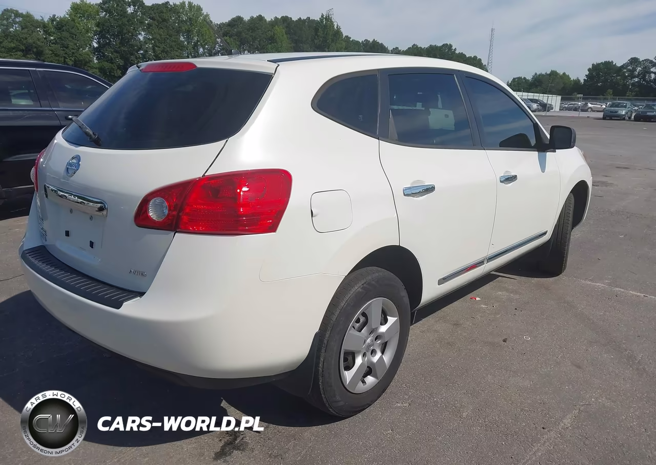 2015 Nissan Rogue Select S VIN:JN8AS5MV0FW258384 - 4
