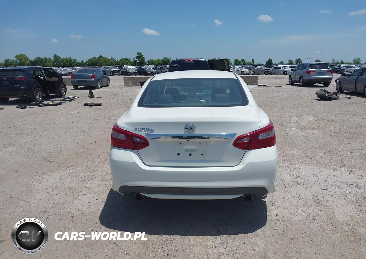 2018 Nissan Altima 2.5 S VIN:1N4AL3AP0JC128897 - 16