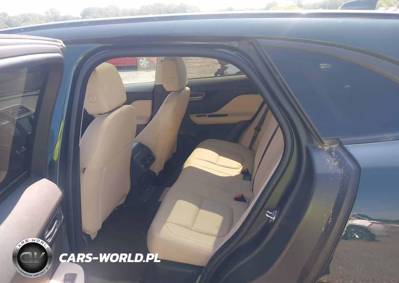 2018 Jaguar F-Pace 35T Premium VIN:SADCJ2EV4JA270505 - 8