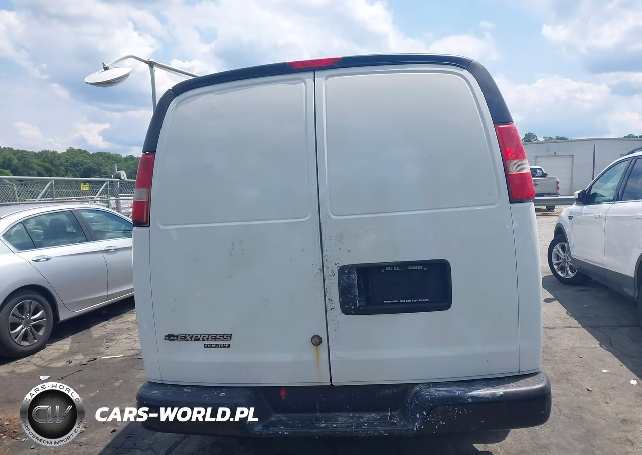 2016 Chevrolet Express 3500 Work Van VIN:1GCZGGFF7G1234535 - 16