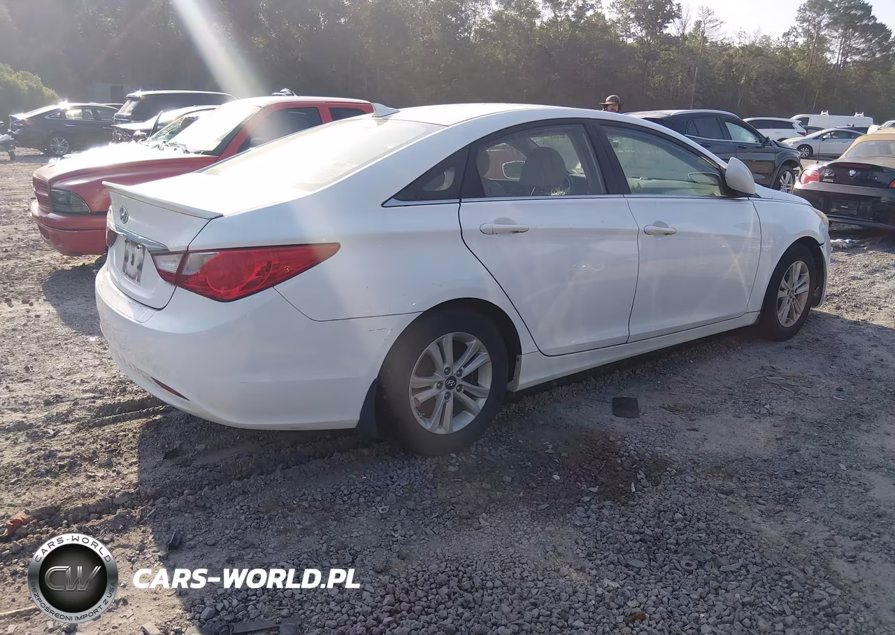 2013 Hyundai Sonata Gls VIN:5NPEB4AC3DH679948 - 4