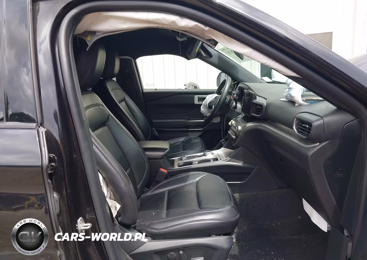 2020 Ford Explorer Xlt VIN:1FMSK8DHXLGA31670 - 5