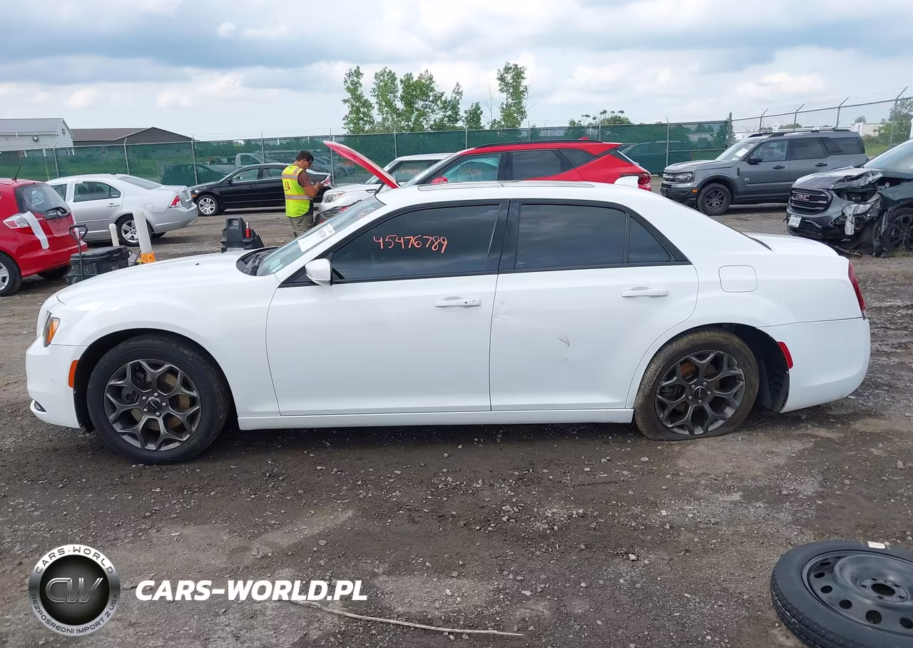 2018 Chrysler 300 300S Awd VIN:2C3CCAGG1JH269140 - 14