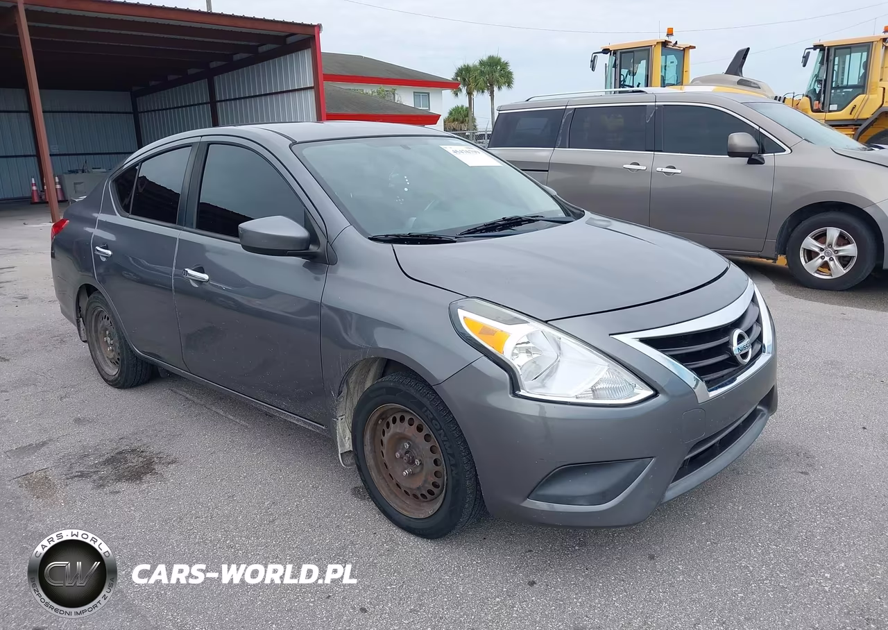 2017 Nissan Versa 1.6 Sv – zdjęcie 1 z 11