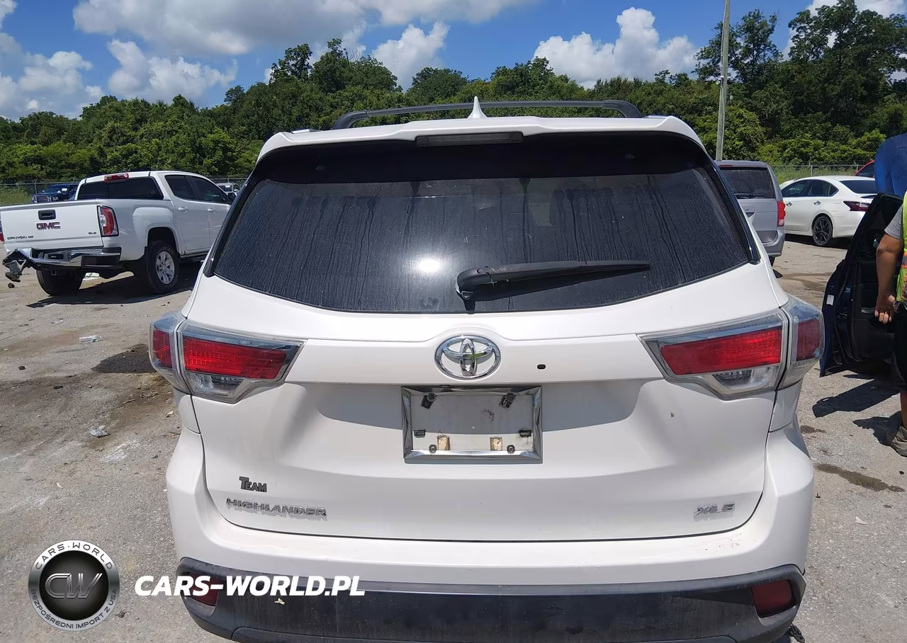 2016 Toyota Highlander Xle V6 VIN:5TDKKRFH2GS175717 - 17