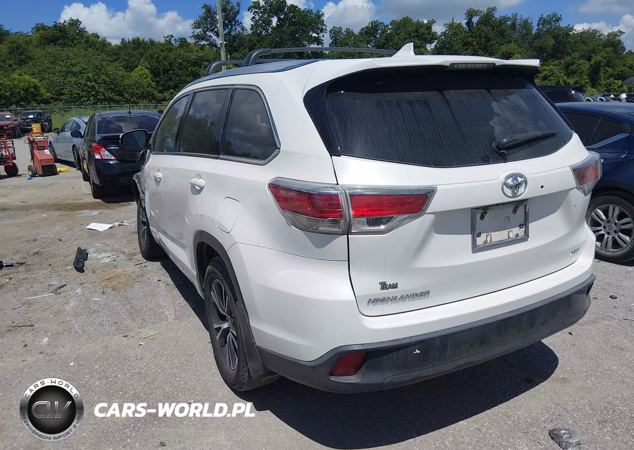 2016 Toyota Highlander Xle V6 VIN:5TDKKRFH2GS175717 - 3