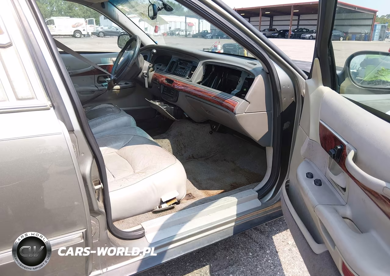 2001 Mercury Grand Marquis Ls VIN:2MEFM75W71X646819 - 5