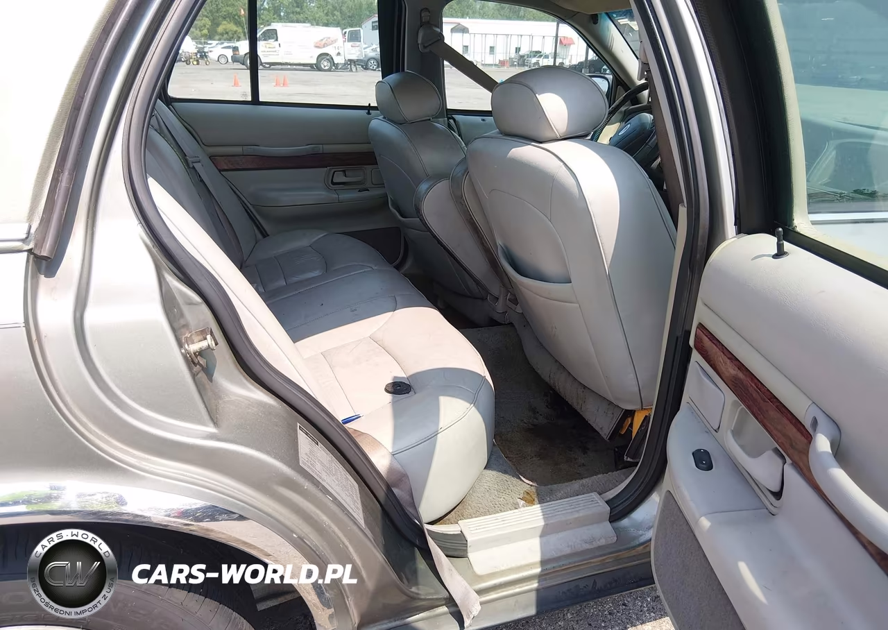 2001 Mercury Grand Marquis Ls VIN:2MEFM75W71X646819 - 8