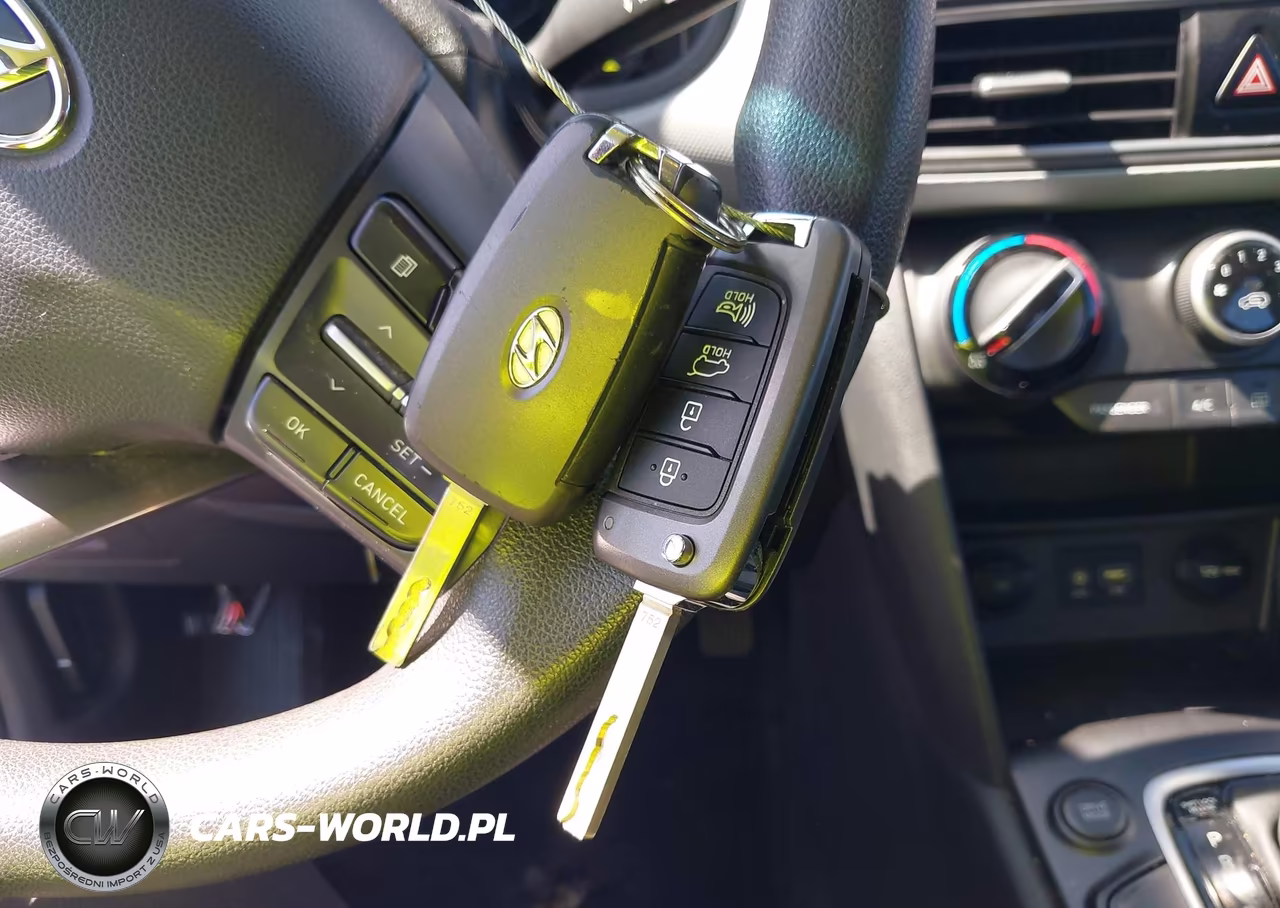 2019 Hyundai Kona Se VIN:KM8K1CAA7KU344348 - 11