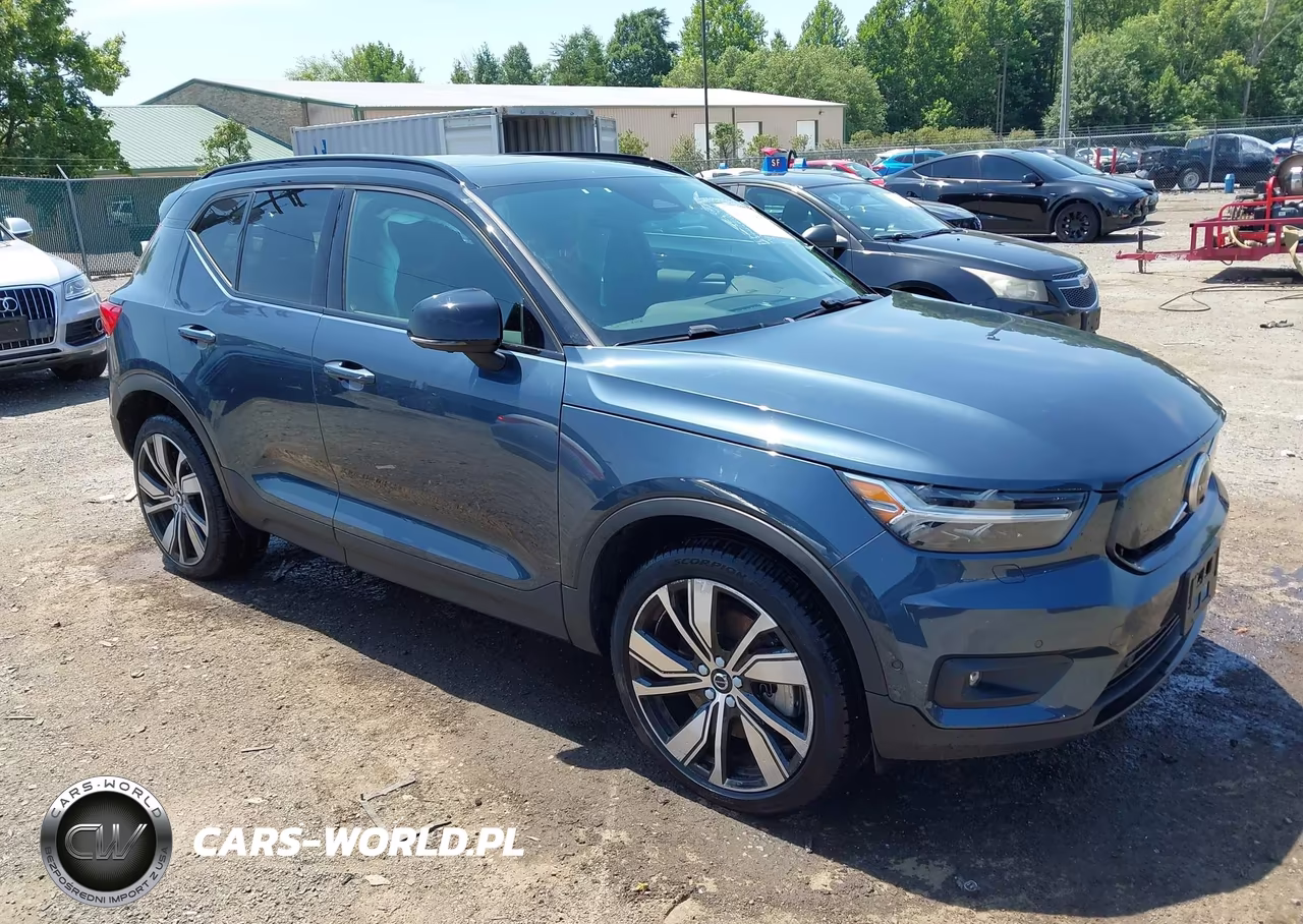 2022 Volvo Xc40 Recharge Pure Electric P8 Twin Plus – zdjęcie 1 z 19