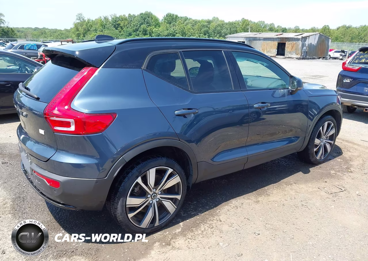 2022 Volvo Xc40 Recharge Pure Electric P8 Twin Plus VIN:YV4ED3UR3N2705159 - 4