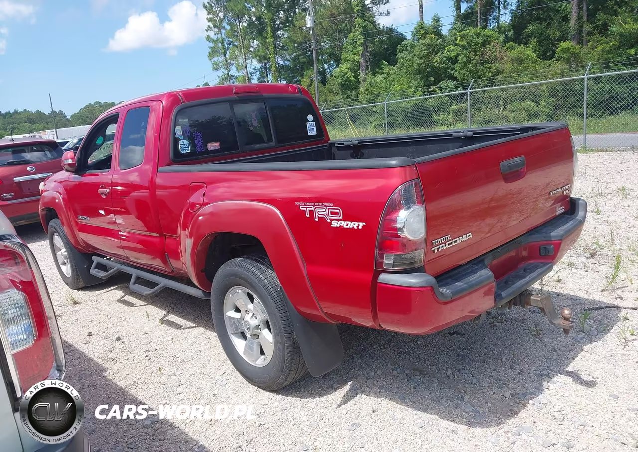2013 Toyota Tacoma Prerunner V6 VIN:5TFTU4GN3DX035283 - 3