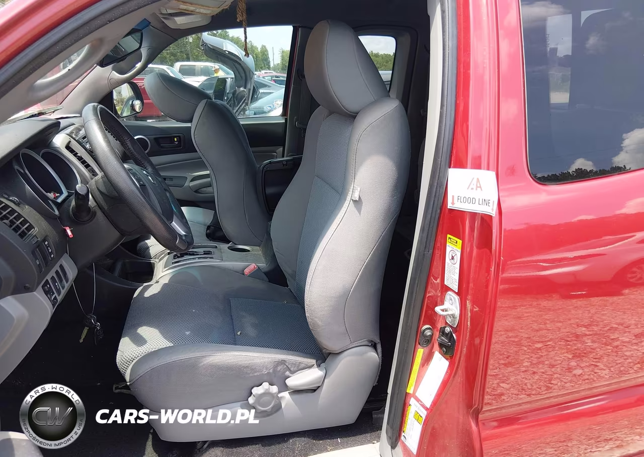 2013 Toyota Tacoma Prerunner V6 VIN:5TFTU4GN3DX035283 - 6