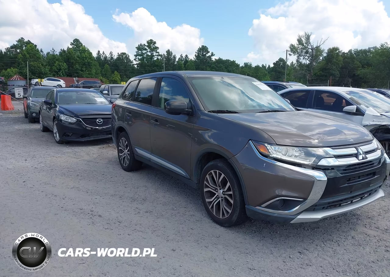 2017 Mitsubishi Outlander Es – zdjęcie 1 z 18