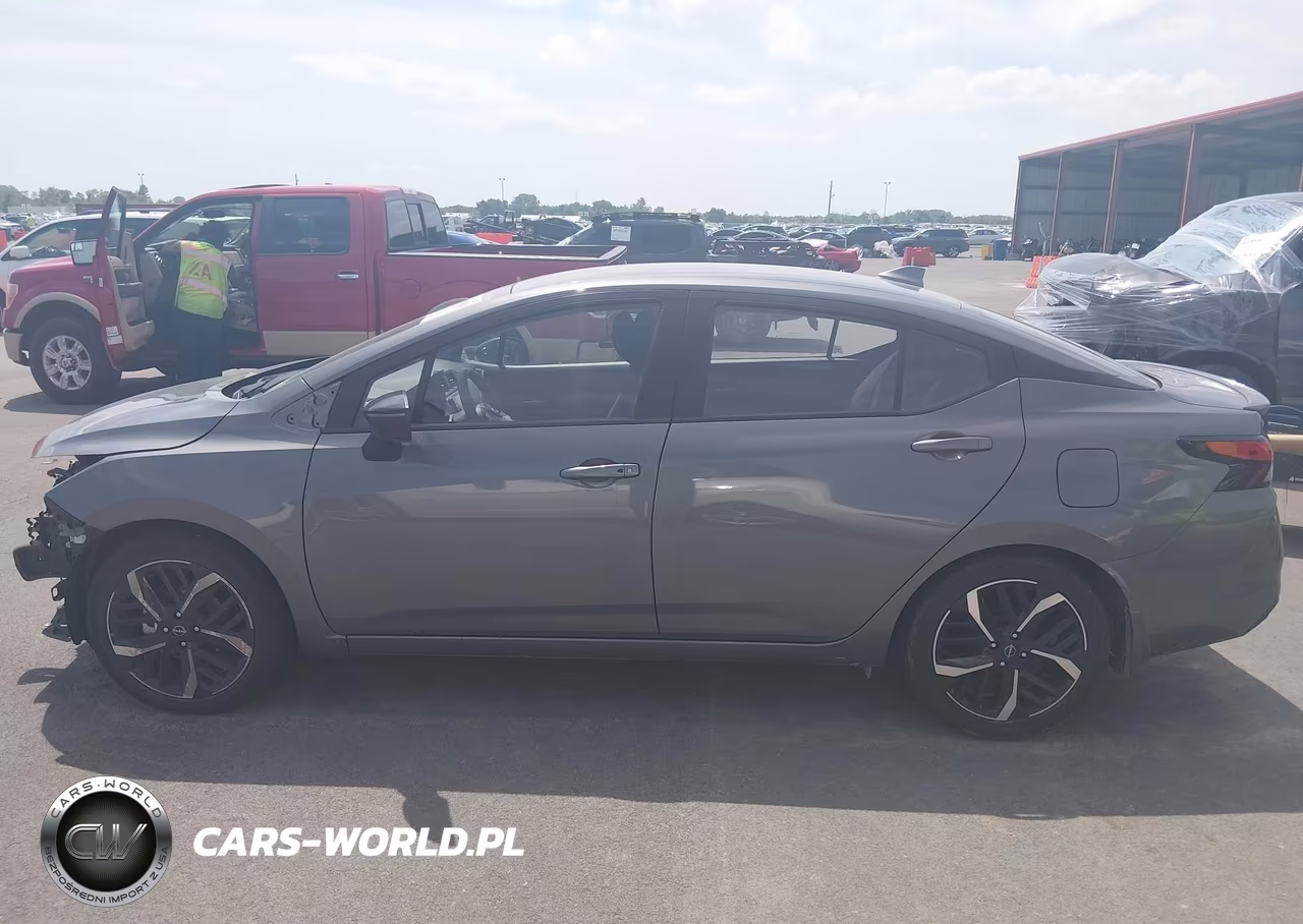 2025 Nissan Versa 1.6 Sr VIN:3N1CN8FV5SL889158 - 14