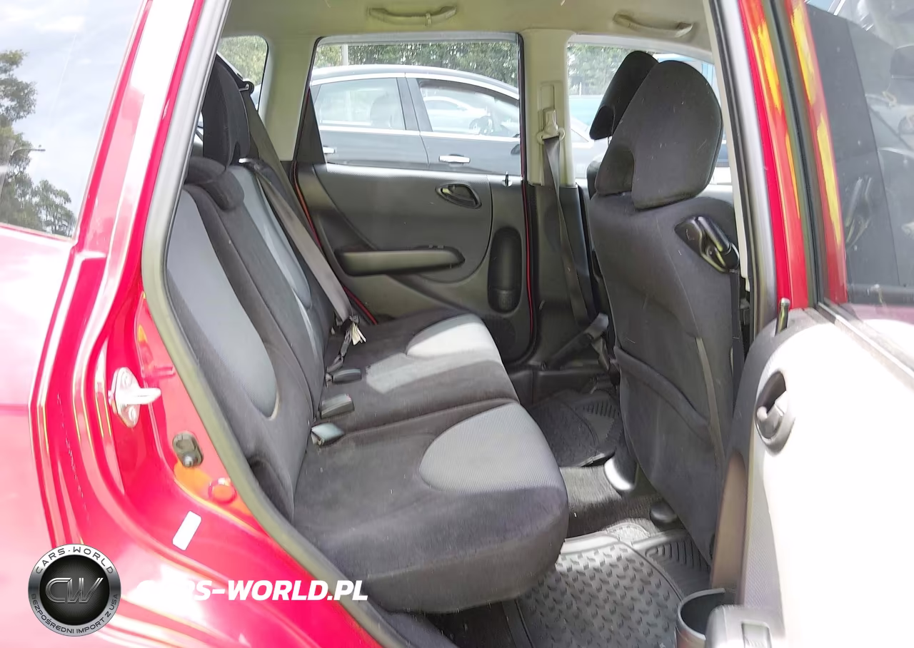 2007 Honda Fit Sport VIN:JHMGD38667S055093 - 8