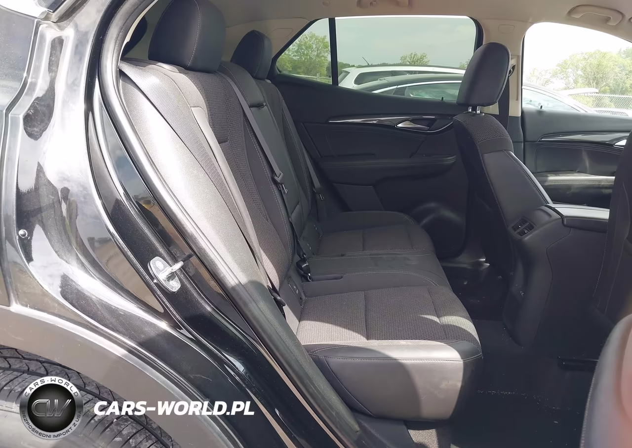 2023 Buick Envision Preferred Fwd VIN:LRBAZLR4XPD065196 - 8