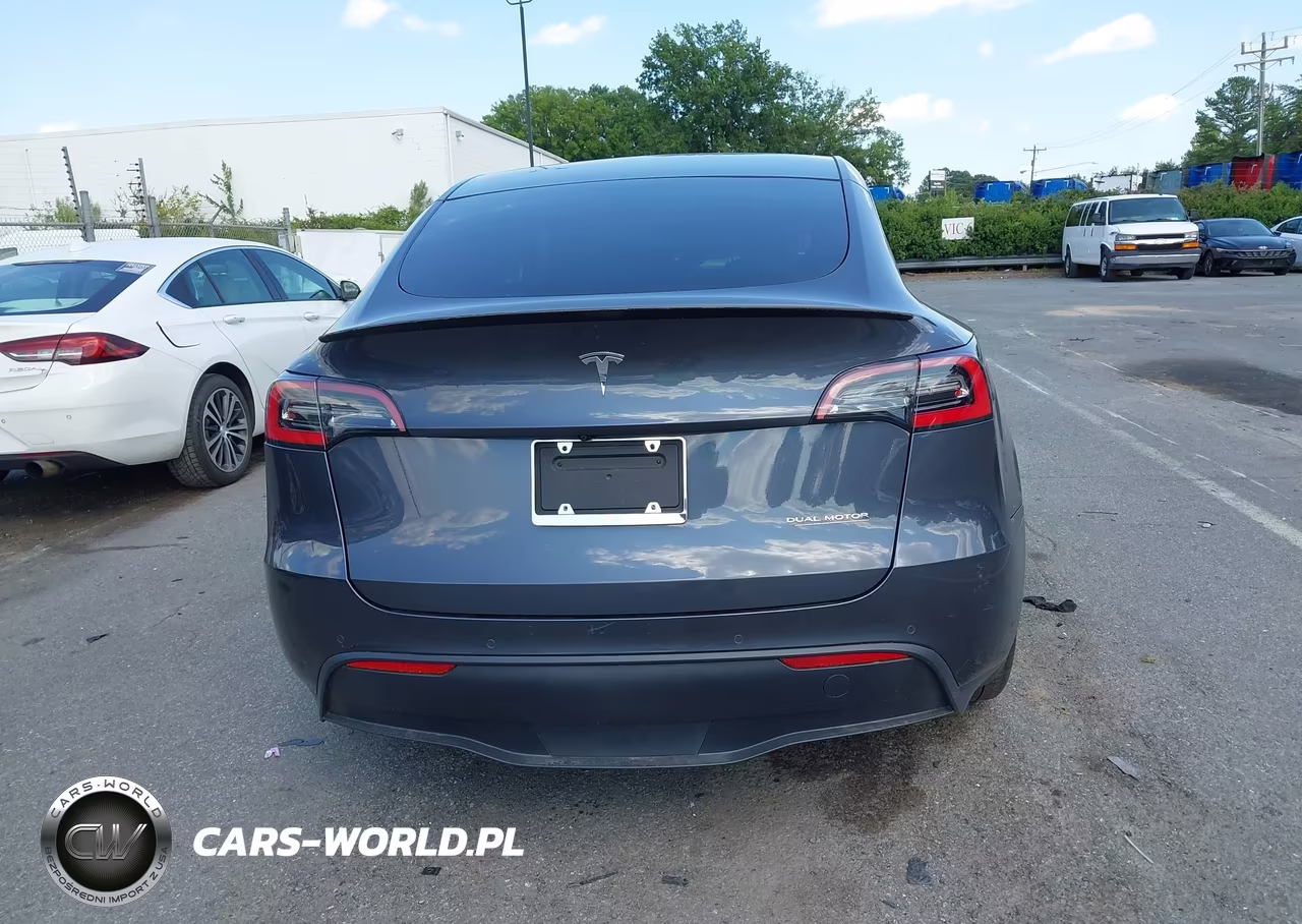 2020 Tesla Model Y Long Range Dual Motor All-Wheel Drive-Performance Dual Motor All-Wheel Drive VIN:5YJYGDEF6LF052256 - 17