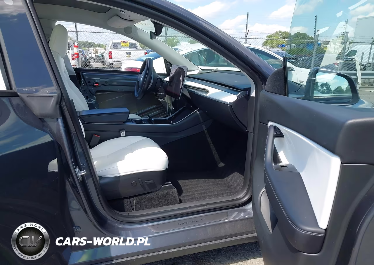 2020 Tesla Model Y Long Range Dual Motor All-Wheel Drive-Performance Dual Motor All-Wheel Drive VIN:5YJYGDEF6LF052256 - 5