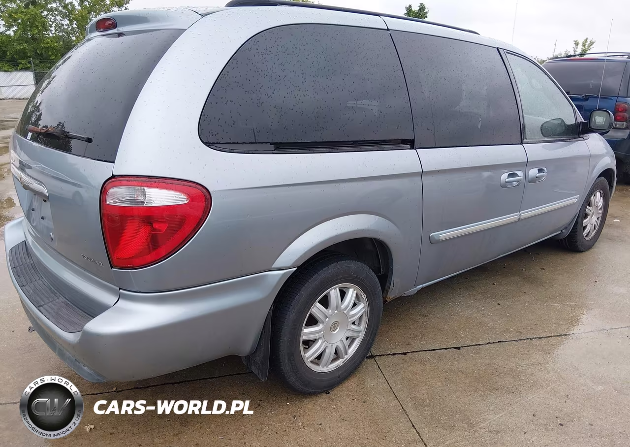 2006 Chrysler Town & Country Touring VIN:2A4GP54L26R757504 - 4