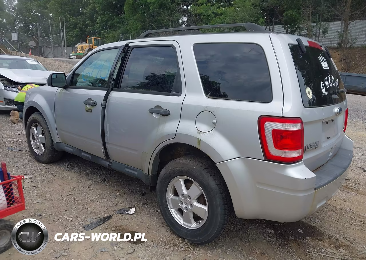 2011 Ford Escape Xlt VIN:1FMCU9DG1BKA75452 - 3