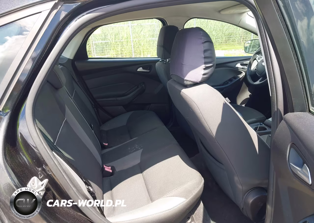 2014 Ford Focus Se VIN:1FADP3F21EL154994 - 8