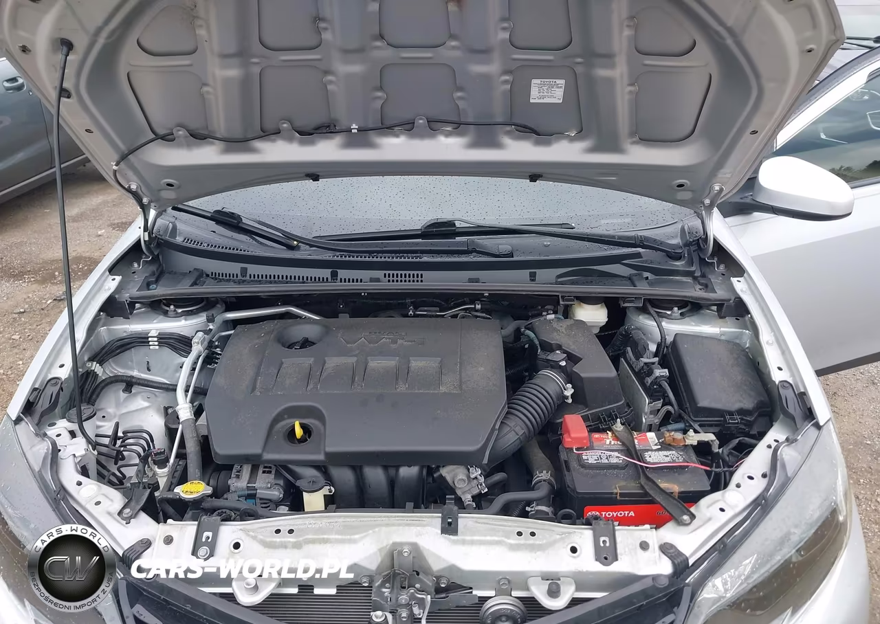 2015 Toyota Corolla Le VIN:2T1BURHE9FC404706 - 10