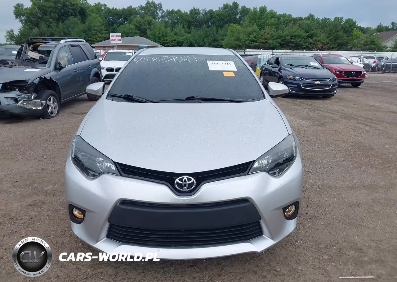 2015 Toyota Corolla Le VIN:2T1BURHE9FC404706 - 12