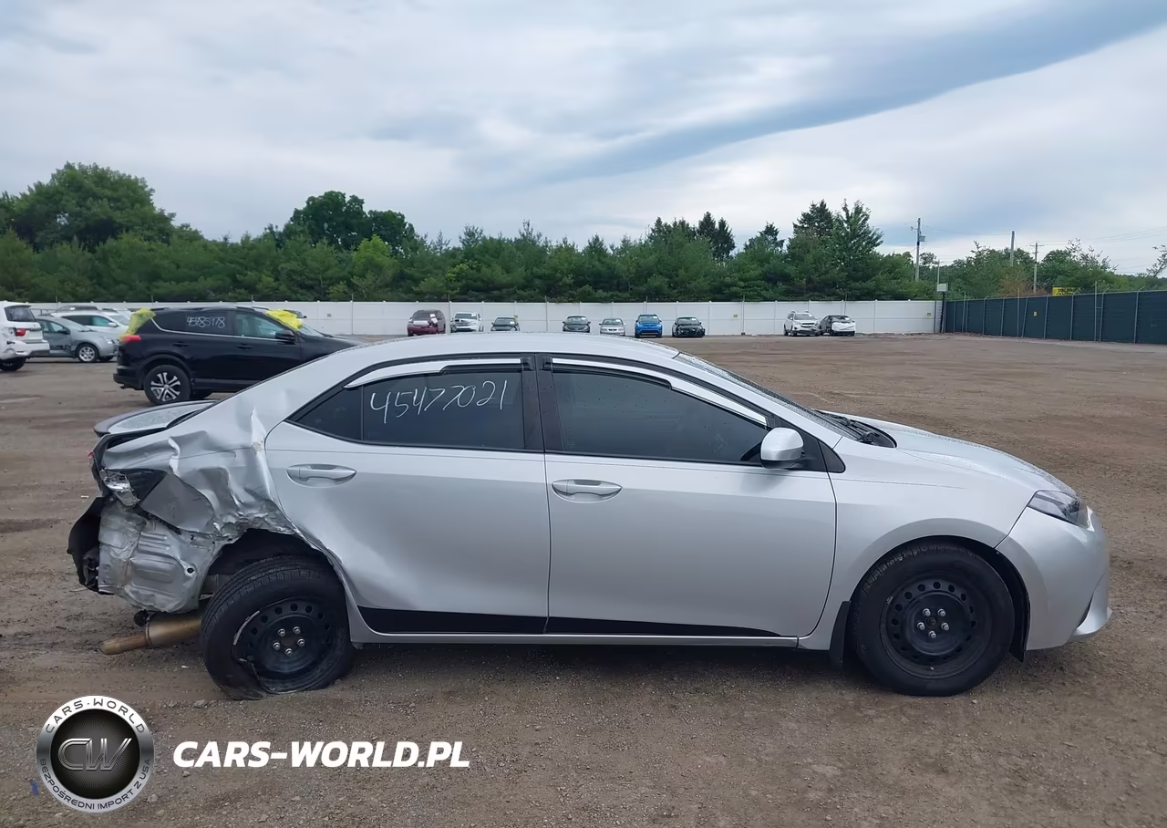 2015 Toyota Corolla Le VIN:2T1BURHE9FC404706 - 13