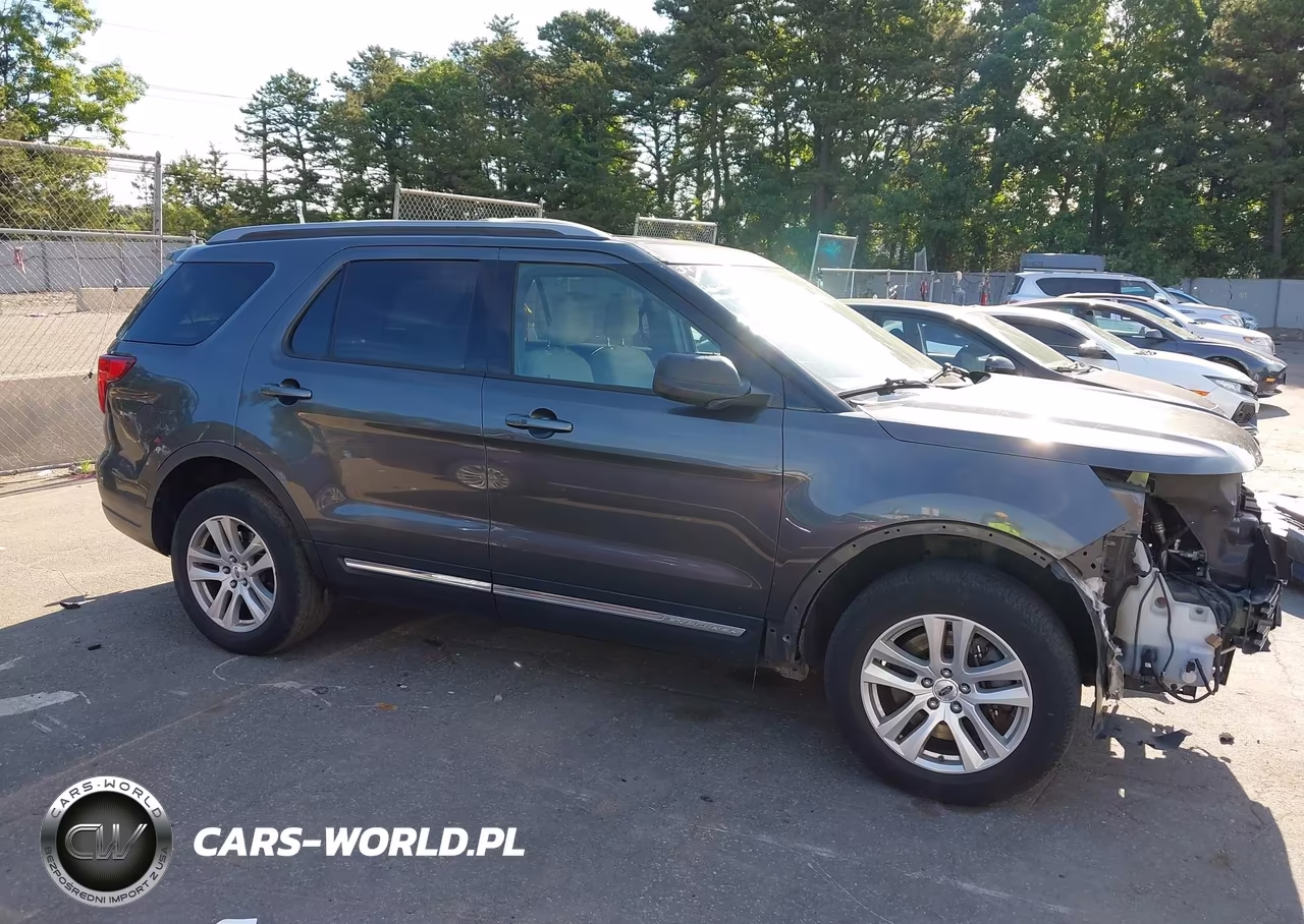 2018 Ford Explorer Xlt VIN:1FM5K8D84JGC42311 - 14