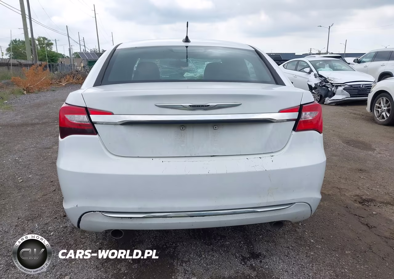 2014 Chrysler 200 Touring VIN:1C3CCBBG6EN193246 - 15