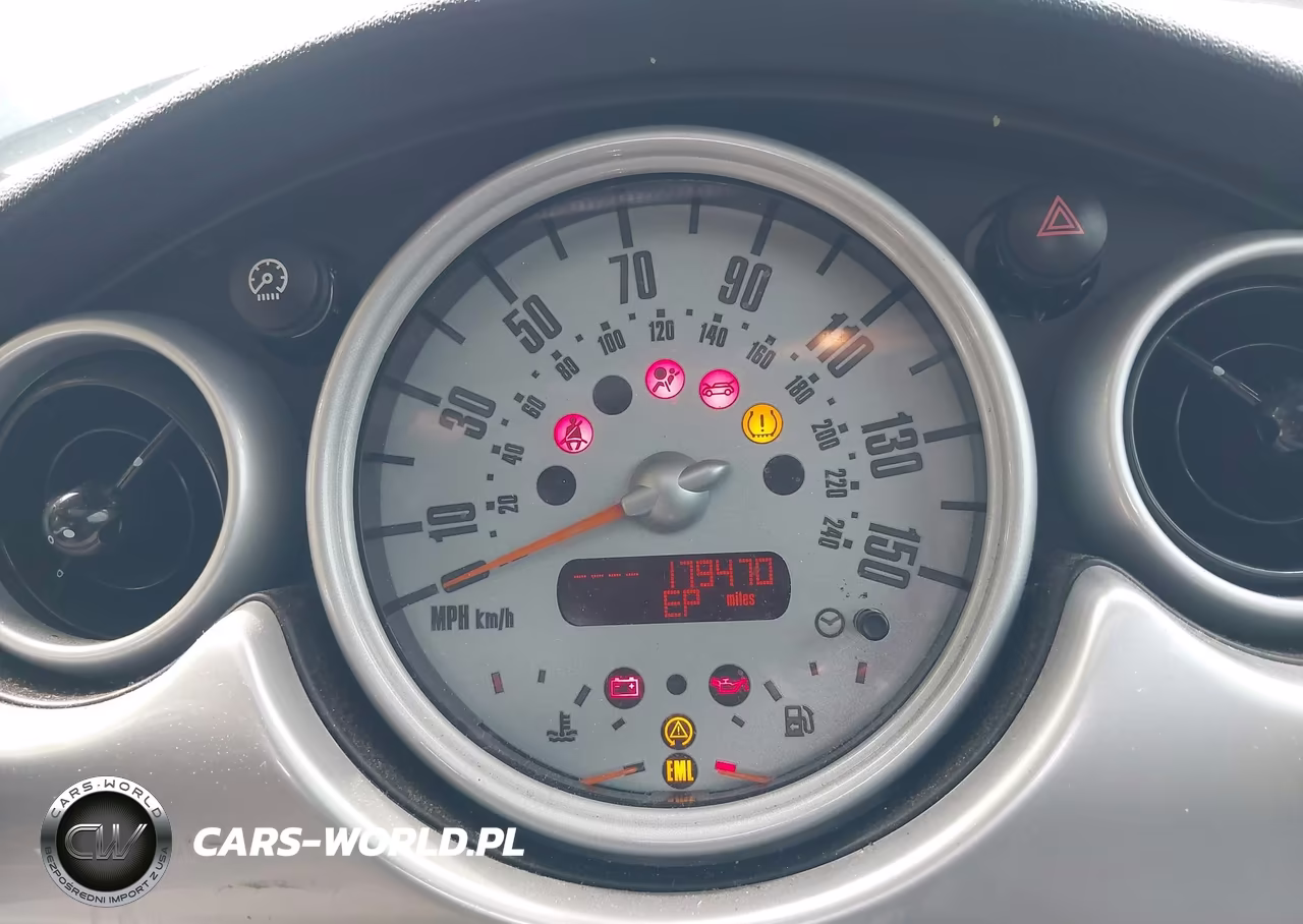 2006 Mini Cooper VIN:WMWRC33576TJ79553 - 7