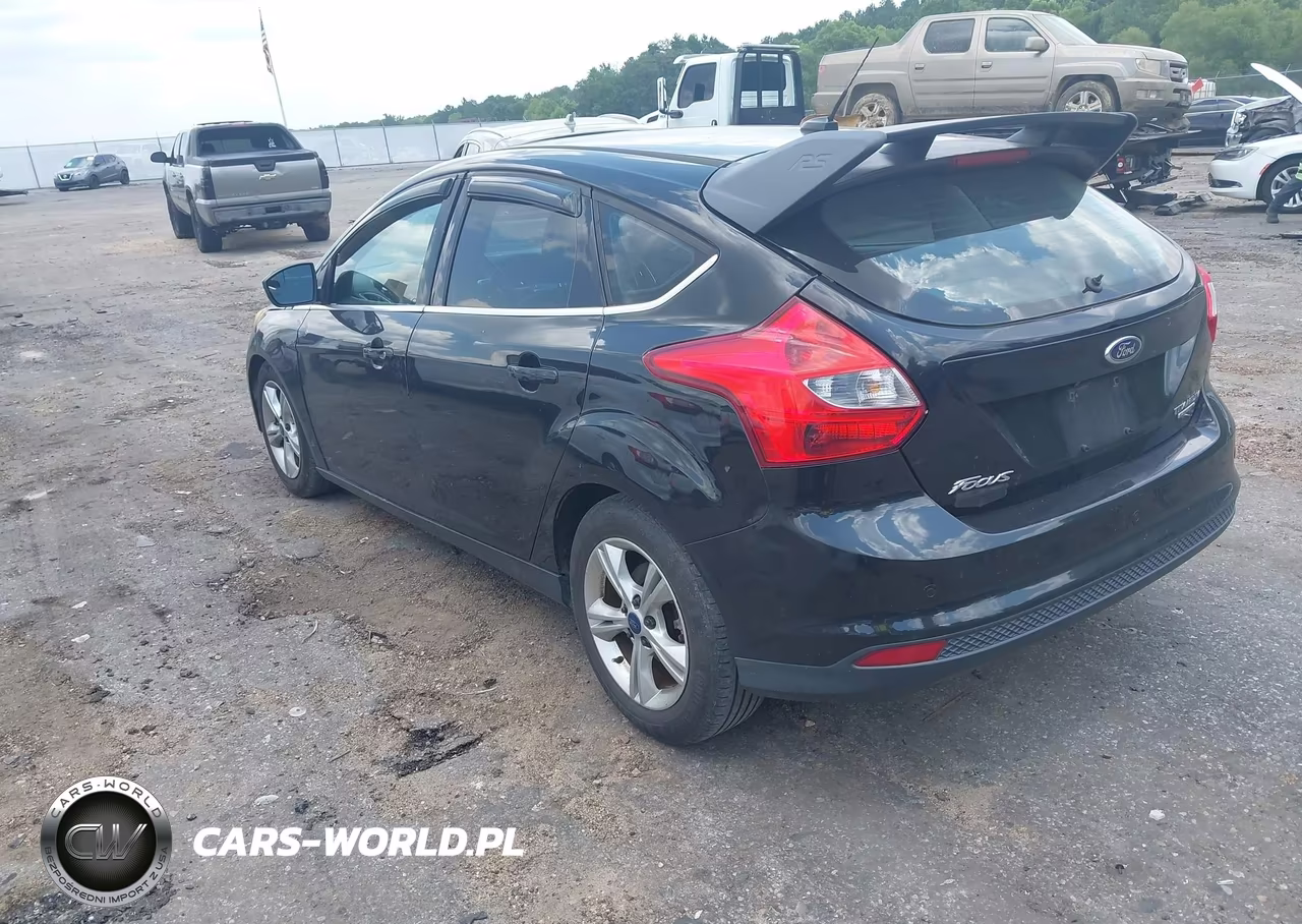 2014 Ford Focus Titanium VIN:1FADP3N27EL396027 - 3
