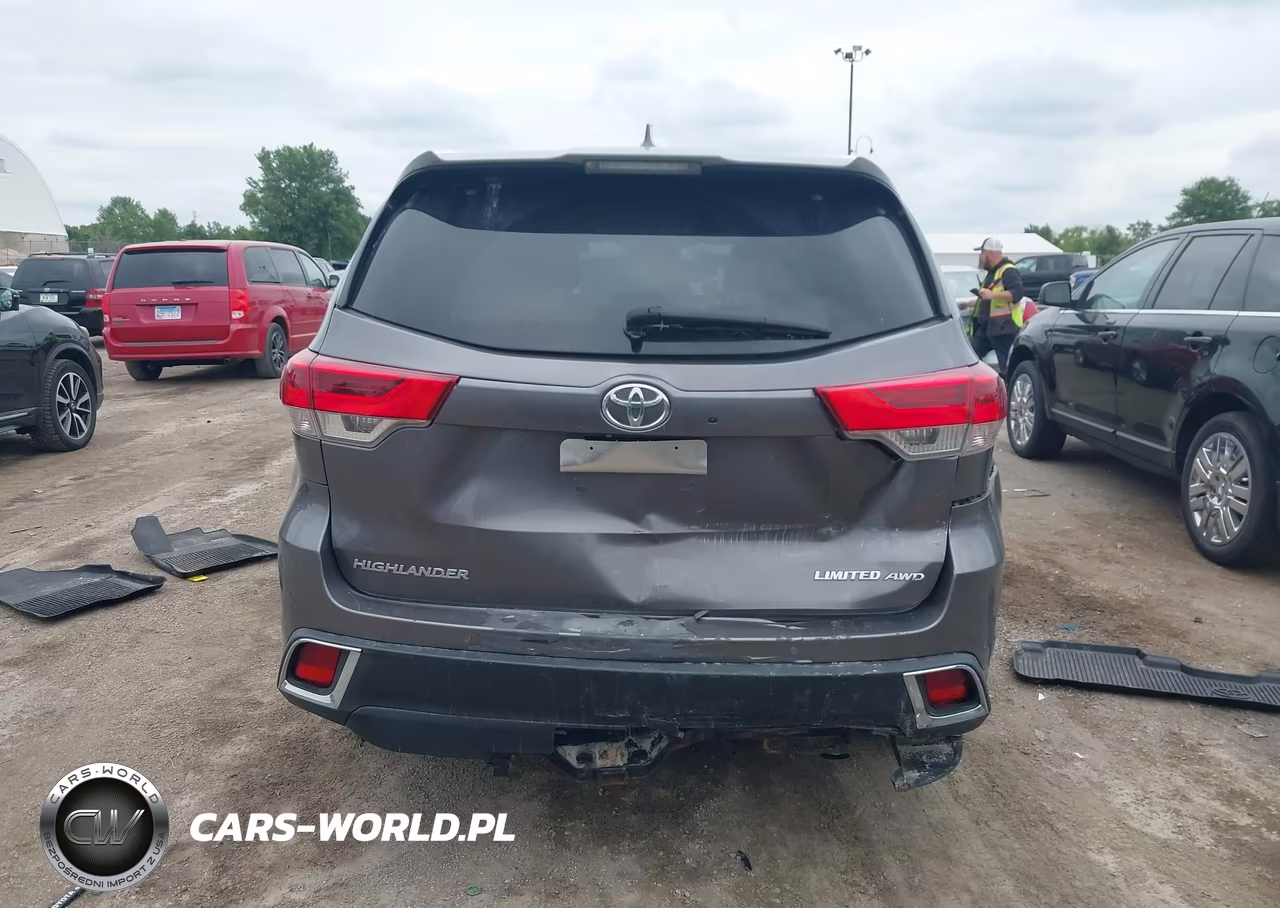 2018 Toyota Highlander Limited VIN:5TDDZRFH7JS853860 - 16