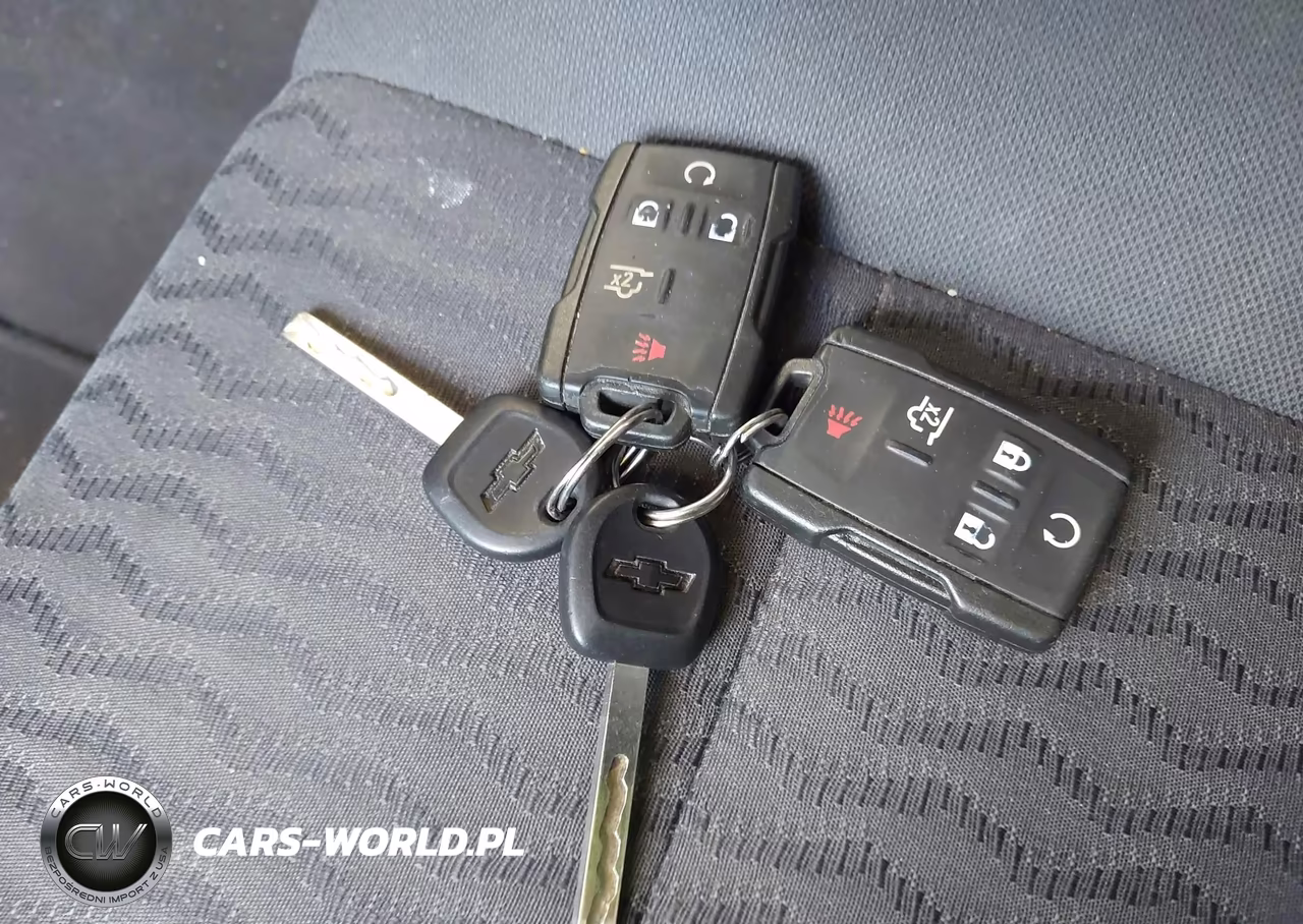 2019 Chevrolet Tahoe Ls VIN:1GNSKAEC3KR331544 - 11