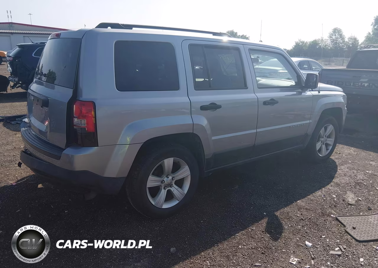 2014 Jeep Patriot Sport VIN:1C4NJRBB3ED751812 - 4